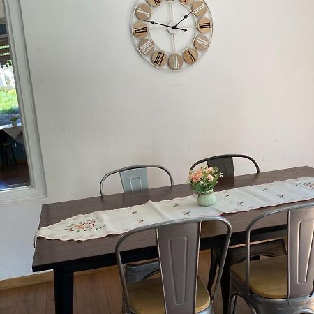 Hostal Sur Y Magia Coyhaique Bagian luar foto